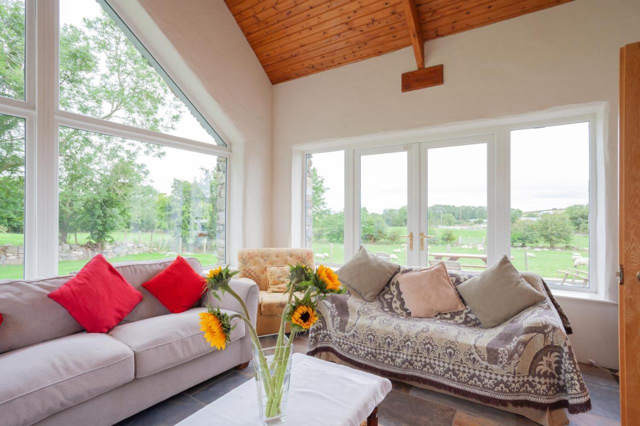 Willa Beautiful Mountain Views & Private Hot Tub Kilcoo Zewnętrze zdjęcie